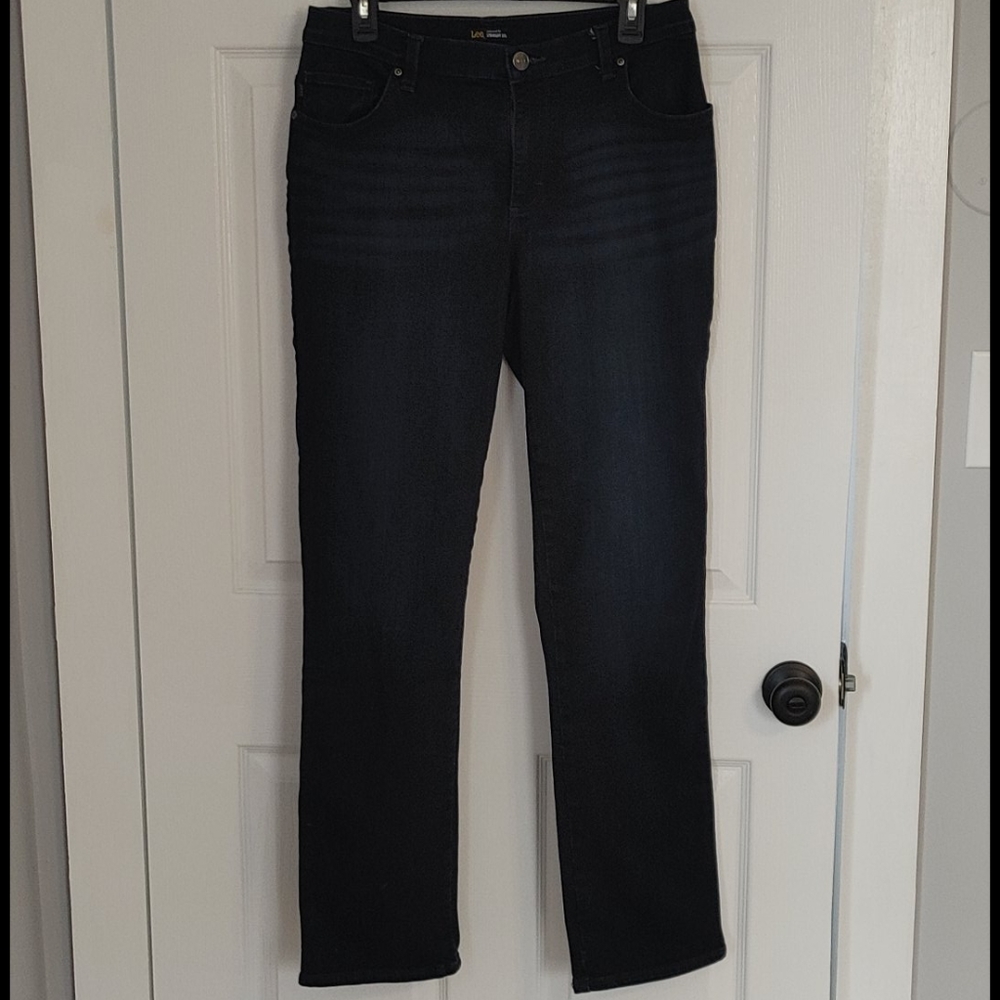 Lee relaxed fit straight leg jeans 10long